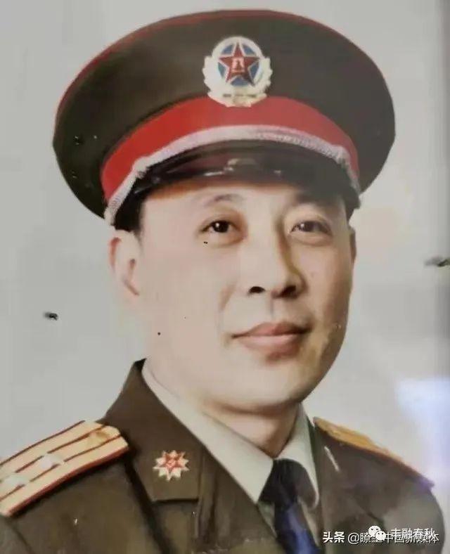 月亮组是什么意思，月亮小组有意思（李景富，朋友是两个月亮）