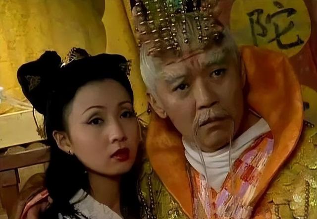 天龙八部扫地僧，天龙八部扫地僧真正身份（8位演艺圈中的“扫地僧”）