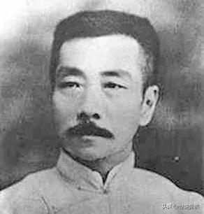 老舍的原名叫什么，鲁迅艾青赵树理老舍金庸巴金冰心取笔名