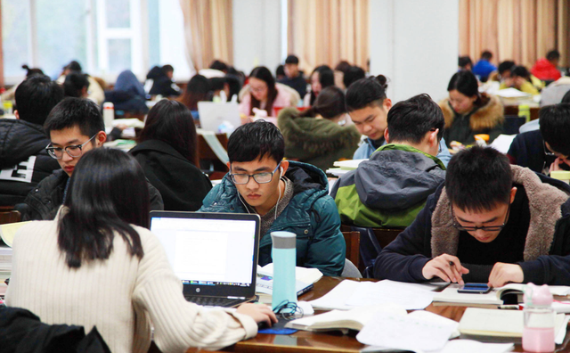 学硕和专硕哪一个更好考，学硕和专硕哪个难考（学硕与专硕之间差距多大）