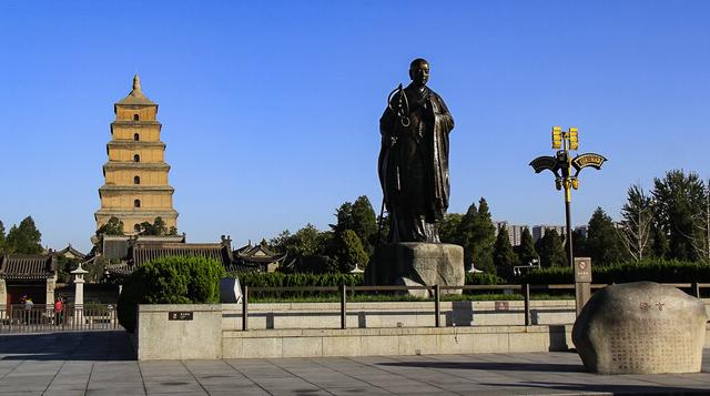 暑假带娃旅游去处，暑假带娃去哪里旅游（国内适合亲子游的七个地方）