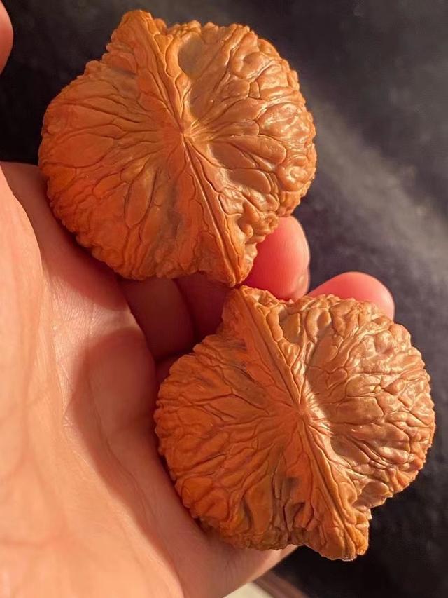 奇怪的网名，奇怪﹆（最火的网红文玩核桃泥鳅背）