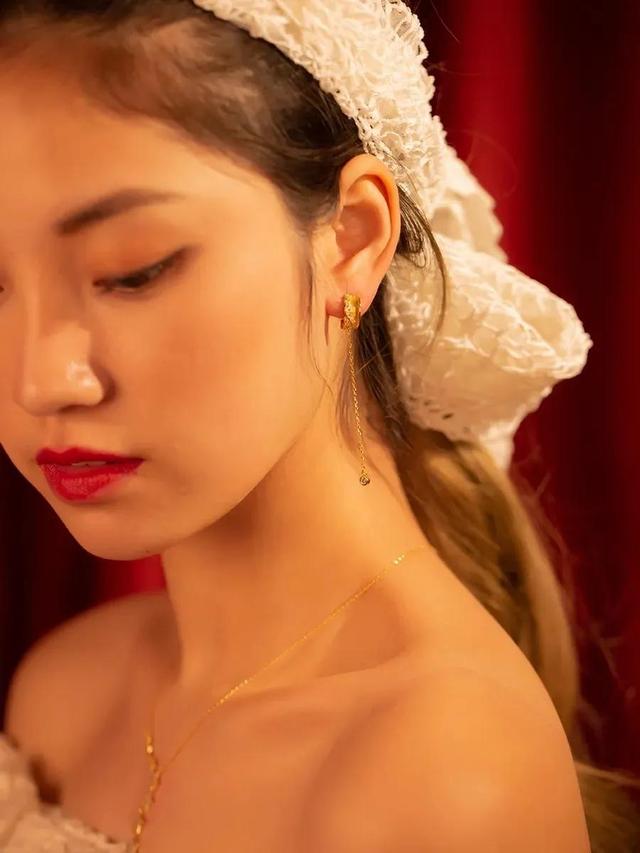 另类欧美：ihateu，微信头像，另类欧美：ihateu（欧美头像‖活在当下）