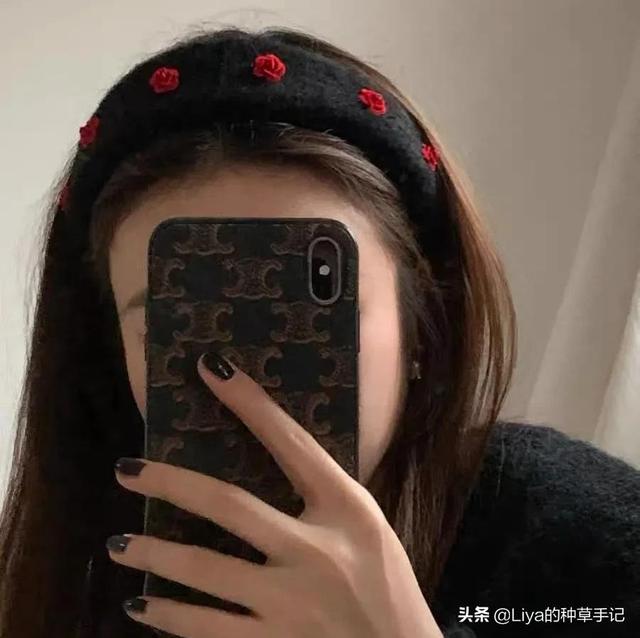 胖脸适合什么发型，胖脸窄额头适合什么发型（不同脸型，新年怎么搞发型）