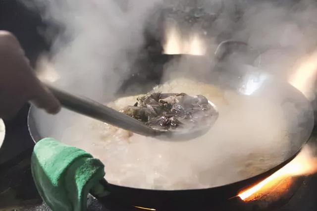 回锅鸡的制作方法，十五秒回锅鸡色泽酱红