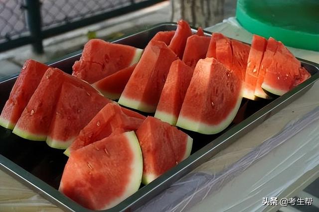 航天职业技术学院，贵州航天职业技术学院2019年招生章程（2022最“甜”的大学-西安航空职业技术学院喊你一起吃瓜啦）