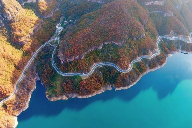 举起手来拍摄地，举起手来拍摄地郭亮村介绍（悬崖上有隐秘古村）
