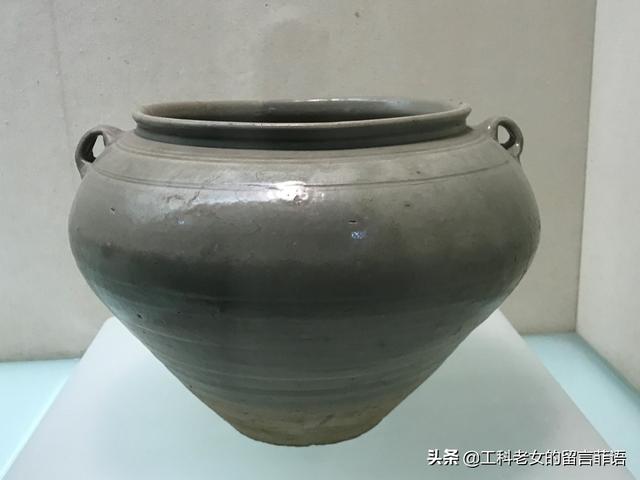 青瓷莲花尊是什么朝代的，青瓷莲花尊是什么朝代的瓷器（湖北省博：两晋和南朝时期）