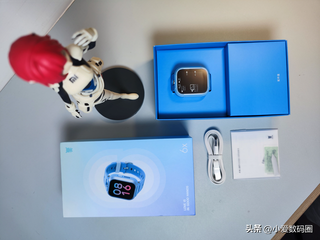 米兔儿童手表使用教程，米兔儿童手表怎么插卡（高清双摄、3D楼层定位）