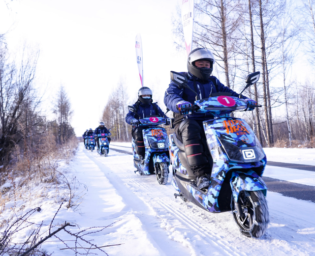 电动车充不进去电是怎么回事，电动车为什么突然充不进去电（冬天电动车掉电快、充不进电怎么办）