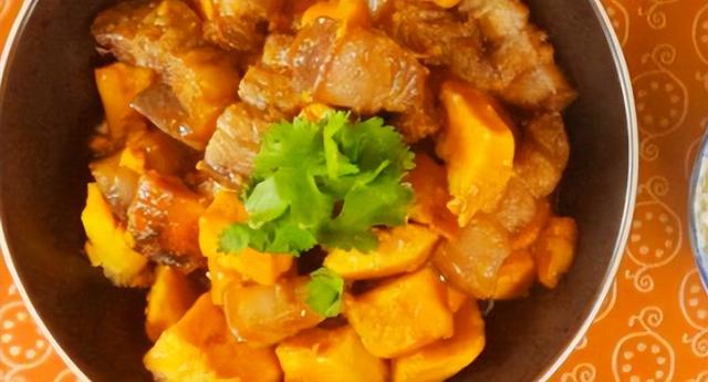 瘦肉炒丝瓜怎么做，丝瓜炒肉怎样做（36款下饭菜推荐）