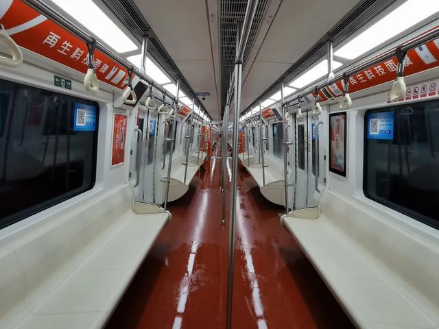 你知道什么是电热地板吗，地热地板和普通地板的区别是什么（和伙人近期上刊项目汇编）