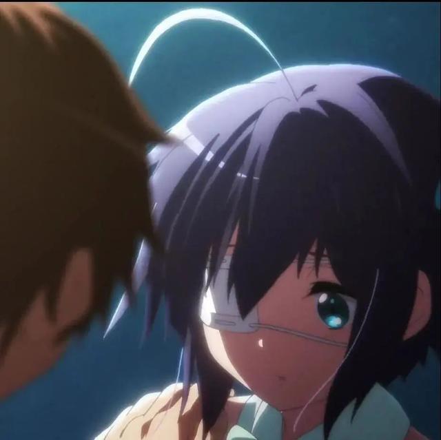 中二病女生特点，中二病也要谈恋爱／动漫女生头像微信（精选中二病也要谈恋爱动漫情侣头像大全）