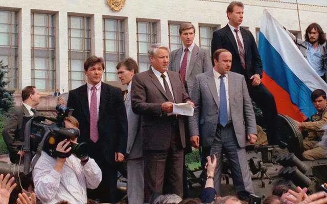 韩国是资本主义国家吗，韩国是资本主义国家吗为什么（韩国却对财阀无能为力）