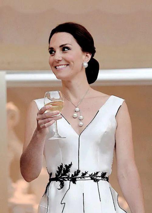 母亲节的时候送给妈妈的礼物，这些精选肯定能送到她心坎里