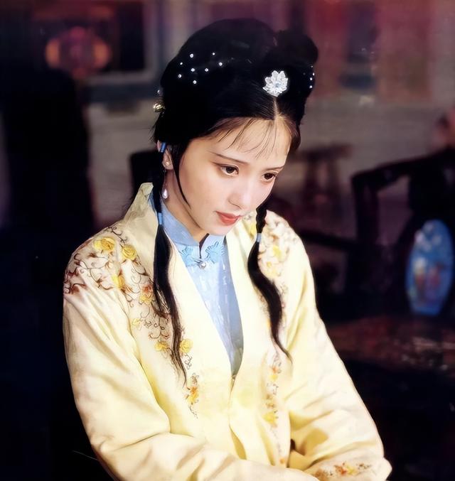 林黛玉和蒋梦婕谁更漂亮，谁配得上“世外仙姝”美誉