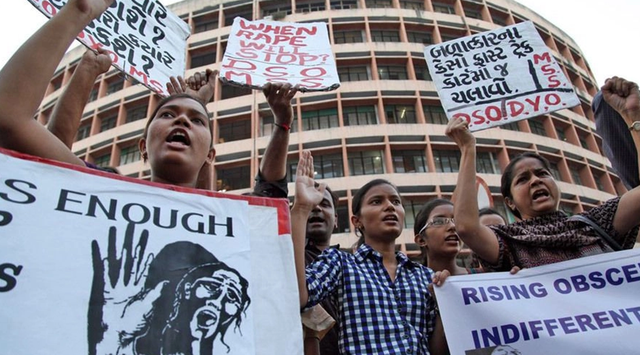 德里黑公交案，2012年印度黑公交案