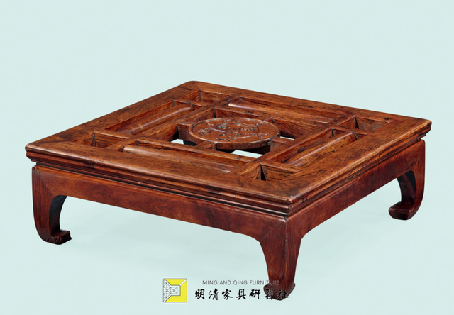 坐与座区别用法，座跟坐有什么区别（踏脚安坐，惬意安适）