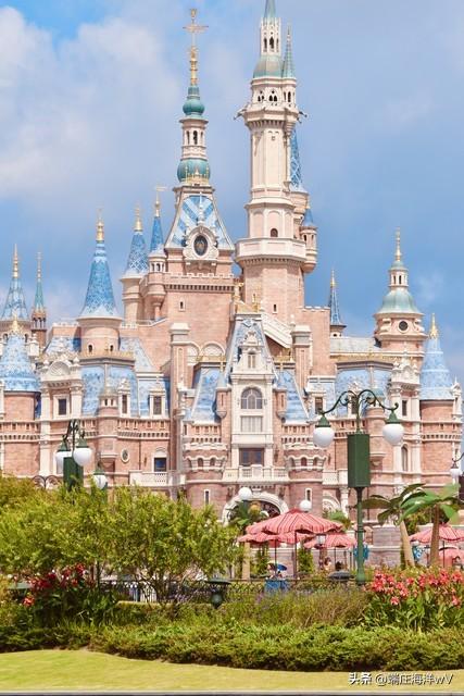 上海最好玩的地方，上海必须去玩的地方有哪些（去上海十个必打卡地）