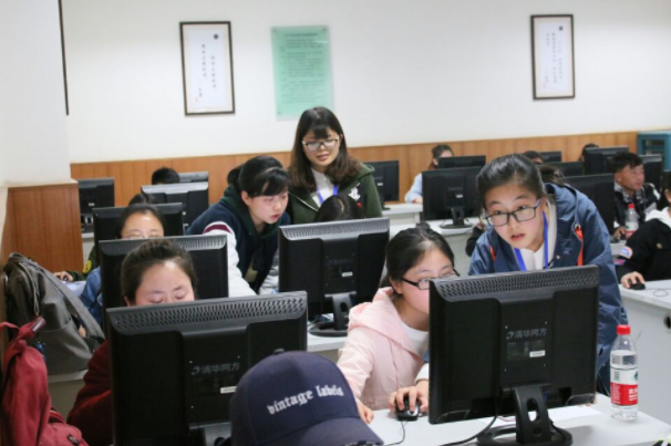 大学课程表（大学的）