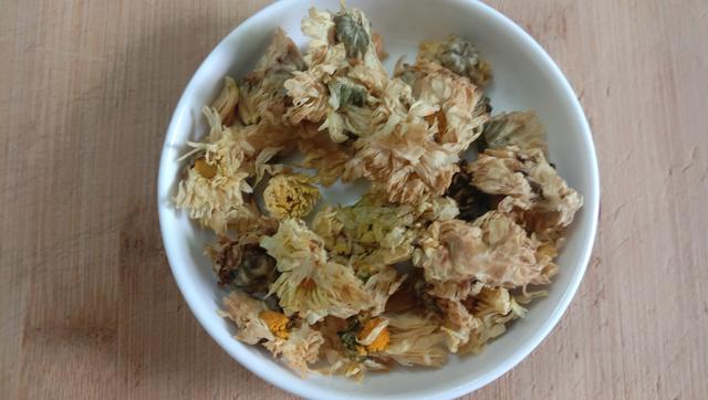 苦丁茶减肥方法，苦丁茶减肥方法视频（不是饿肚子也不跑步）