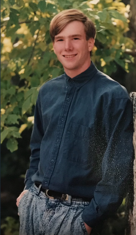 趴耳朵，娶了小12岁的中国媳妇（趴耳朵狗图片）