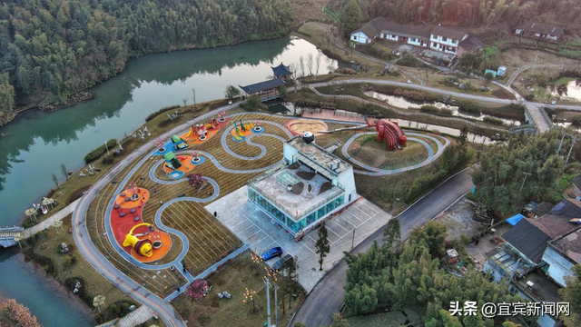 竹海生态旅游景区介绍，到绿水青山的蜀南竹海“走一遭”吧