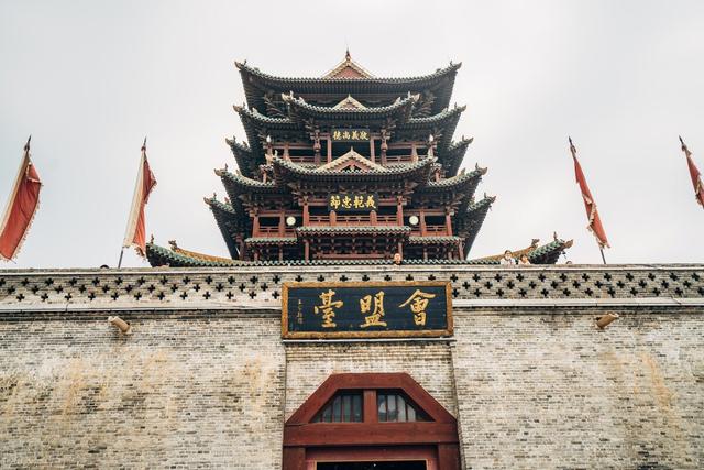 水浒传刘太公人物点评，本事平平的打虎将李忠、小霸王周通