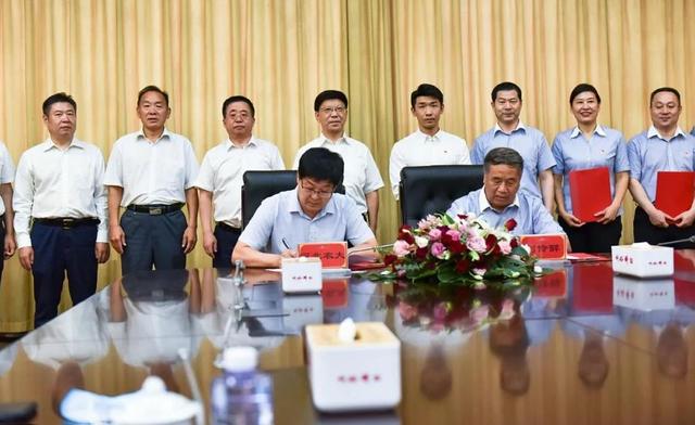校企融合 聚力共赢 | 河北农业大学与巨力集团举行校企合作签约仪式
