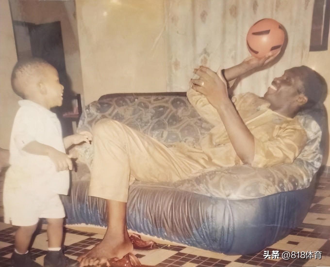 大丈夫生于天地之间，大丈夫生于天地之间是谁说的（恩比德宣誓成为美国公民,出生在喀麦隆,刚获得法国国籍）