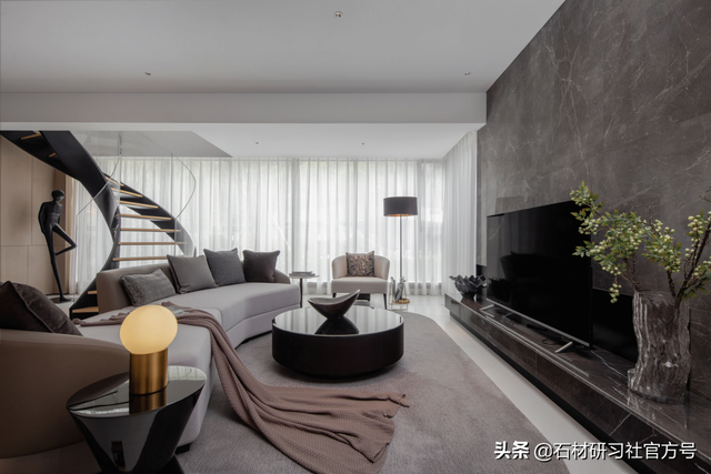 背景墙装饰材料，背景墙装饰材料有哪些（电视背景墙要高级）