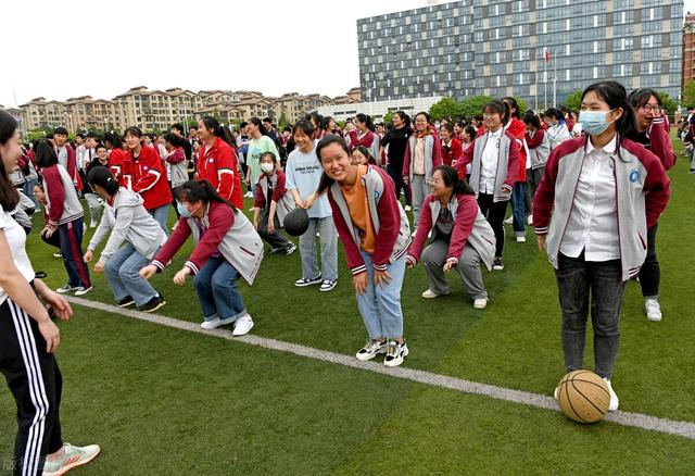 泡泡糖怎么打响，吃泡泡糖怎么连续打响（50个室内趣味游戏活动）