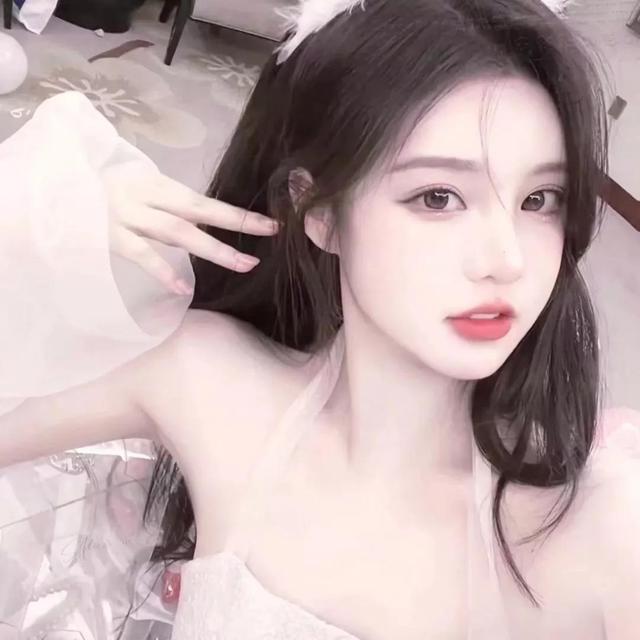 女生图片唯美清新，唯美清新女生头像微信（清新唯美的女生手绘漫画）