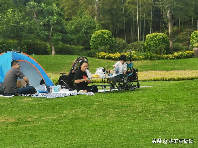 十一假期出游可畅玩银杏湖乐园，湖光山色风景迷人