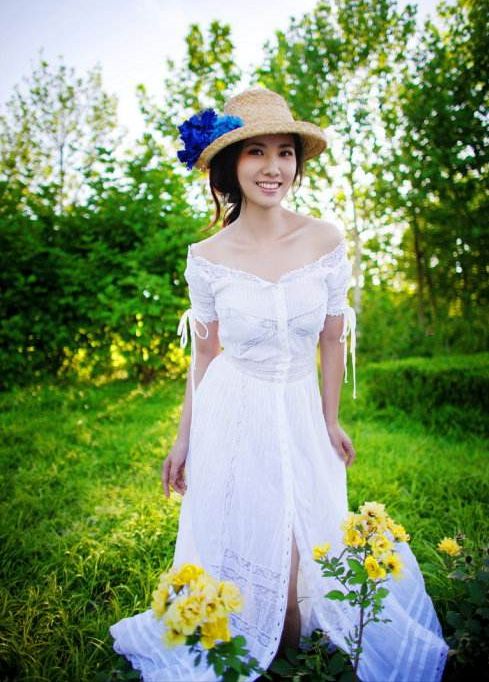 边潇潇，边潇潇，性感魅力写真<组图>（边潇潇电视剧大全最新）