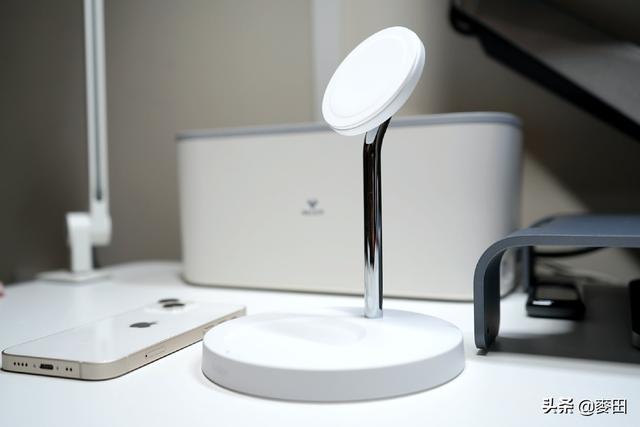 苹果手机无线充电，苹果x怎么无线充电（iPhone13）