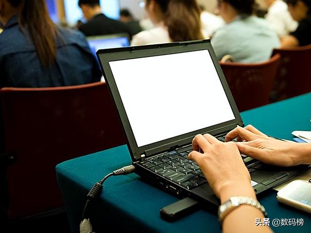 怎样打字打的快，电脑怎么打字能够快一点（如何快速提高打字速度）