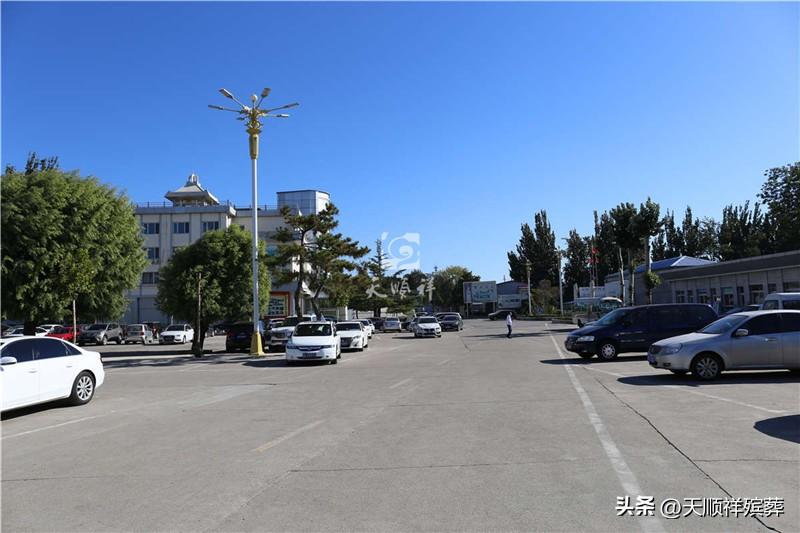 安葬择吉日的正确方法，骨灰下葬的最佳时间（办丧事流程大概要几天才能办好）