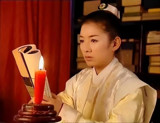 真人二次元/萝莉/同一个人/适合组头/高清  拿图点赞眼瞎别拿。，微信头像，真人二次元/萝莉/同一个人/适合组头/高清  拿图点赞眼瞎别拿。（这13位女星的反串）