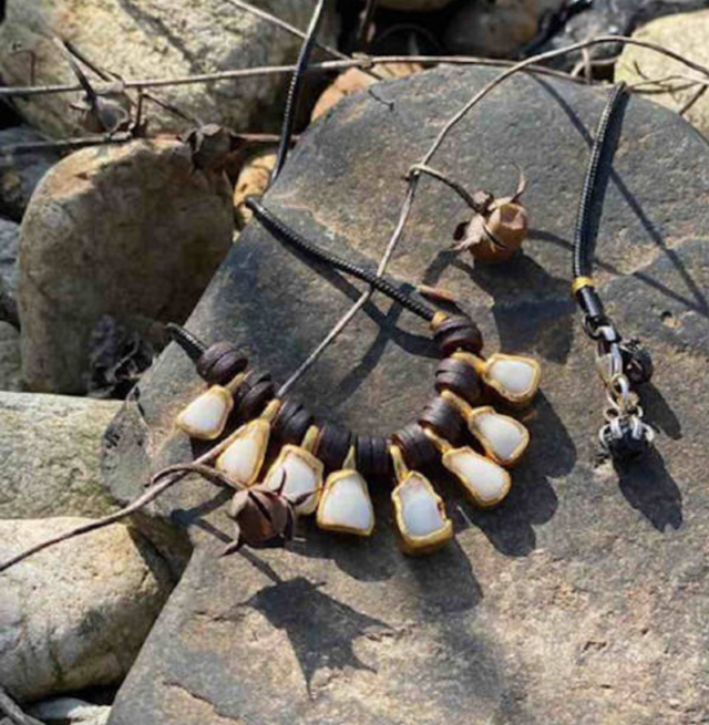 DIY项链的制作，制作手工项链的做法（现在的父母可太会“玩”了）