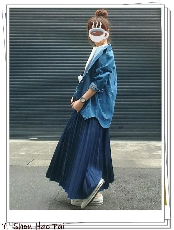 牛仔半身裙搭配什么上衣好看，牛仔半身裙搭配什么上衣好看春季（牛仔半身裙的春季搭配28例）