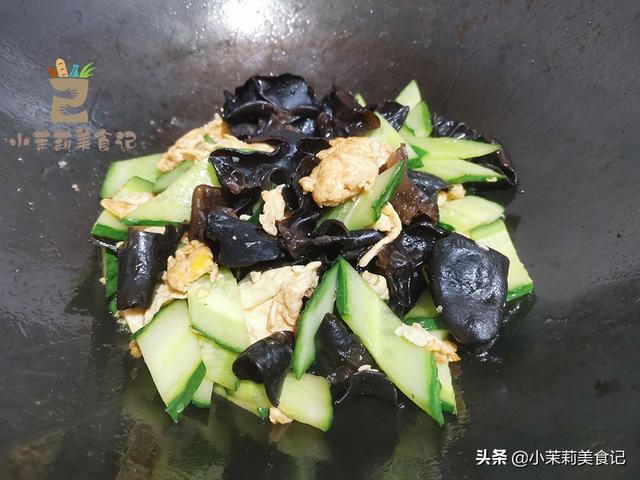 最养肝护肝的10种食物 这些食物不但护肝还很有营养，最养肝护肝的10种食物（俗话说“春养肝”）