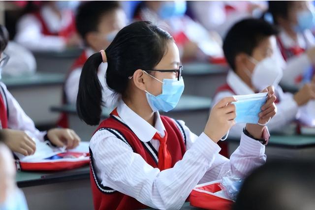 小学端午节放假几天，端午节学生放假2022年放几天（中小学生假期“余额不足”）