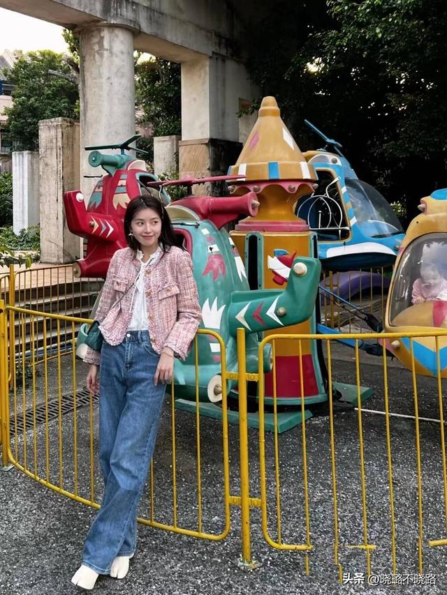 宽松直筒裤搭配什么上衣，宽松直筒裤搭配什么上衣好看（“小香风+直筒裤”）