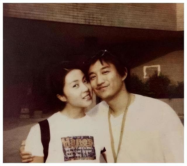 黄磊和刘若英的情史，黄磊和刘若英的第四种情感（这8对明星夫妻成为典范）