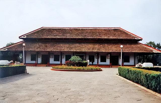 镐京是现在的哪里，古代的长安是现在的哪里（殷墟商代“亚长”的后裔们）