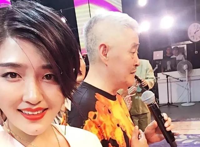 刘小光车祸，赵本山徒弟刘小光车祸死了吗（从赵四刘小光成立自己的传媒公司来看）