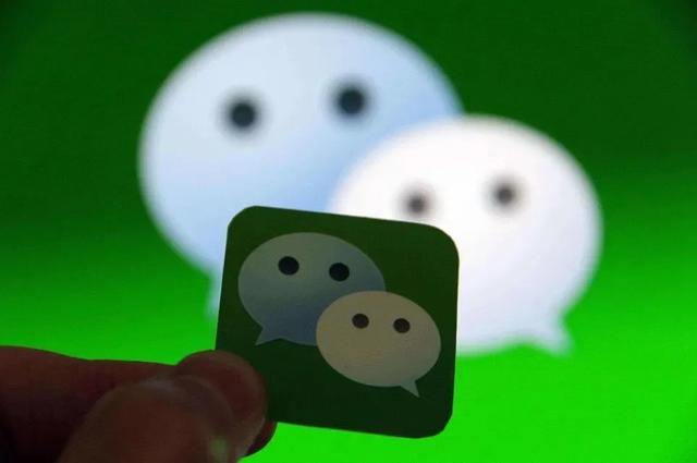 如何批量下载微信中的图片，如何批量下载微信中的图片视频（iOS微信8.0.31正式版官方下载）