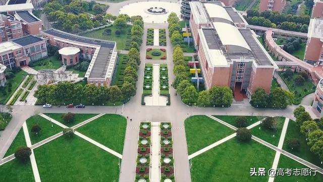 浙江万里学院地址，浙江万里学院是几本学校（较为特别的公办高校）