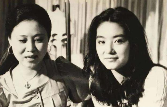 琼瑶的3段感情：与平鑫涛“忍爱”18年，劝原配：你也可以来我家